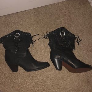 Black Cowgirl boots